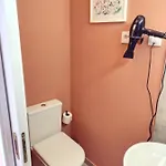 Centre Clean & Cozy 2 Apartment *
