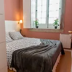 Apartment Centre Clean & Cozy 2 *